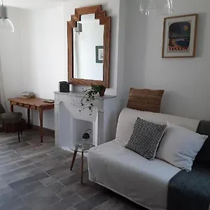 https://appartement-35m2-au-mourillon-a-200m-de-la-mer.fr-provencehotel.com