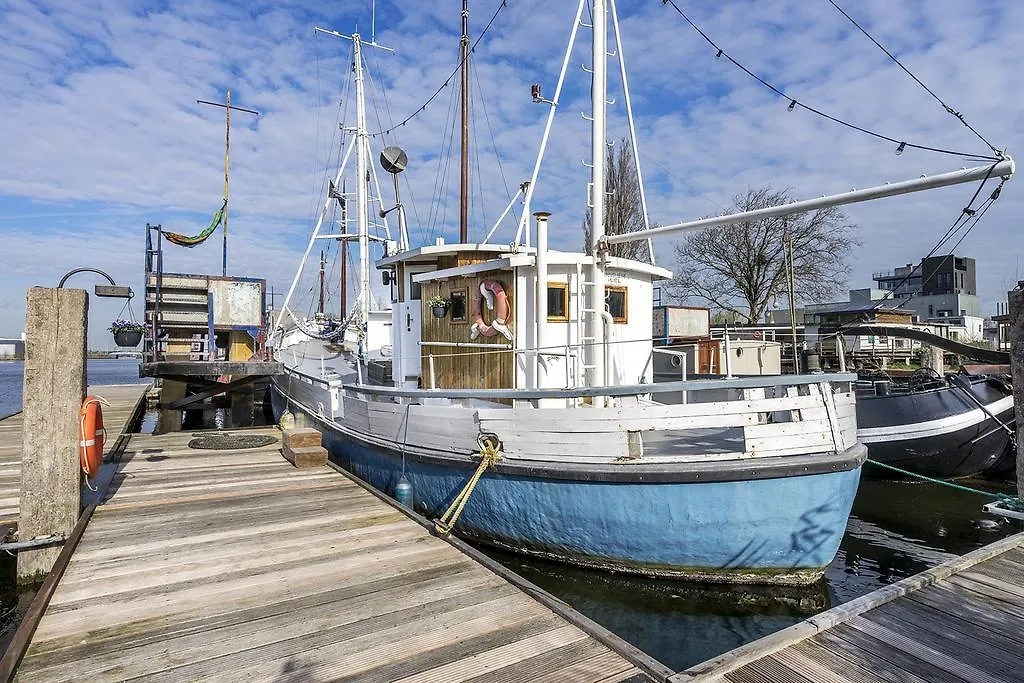 Asile Flottant Hotel Amsterdam 0*,  Netherlands