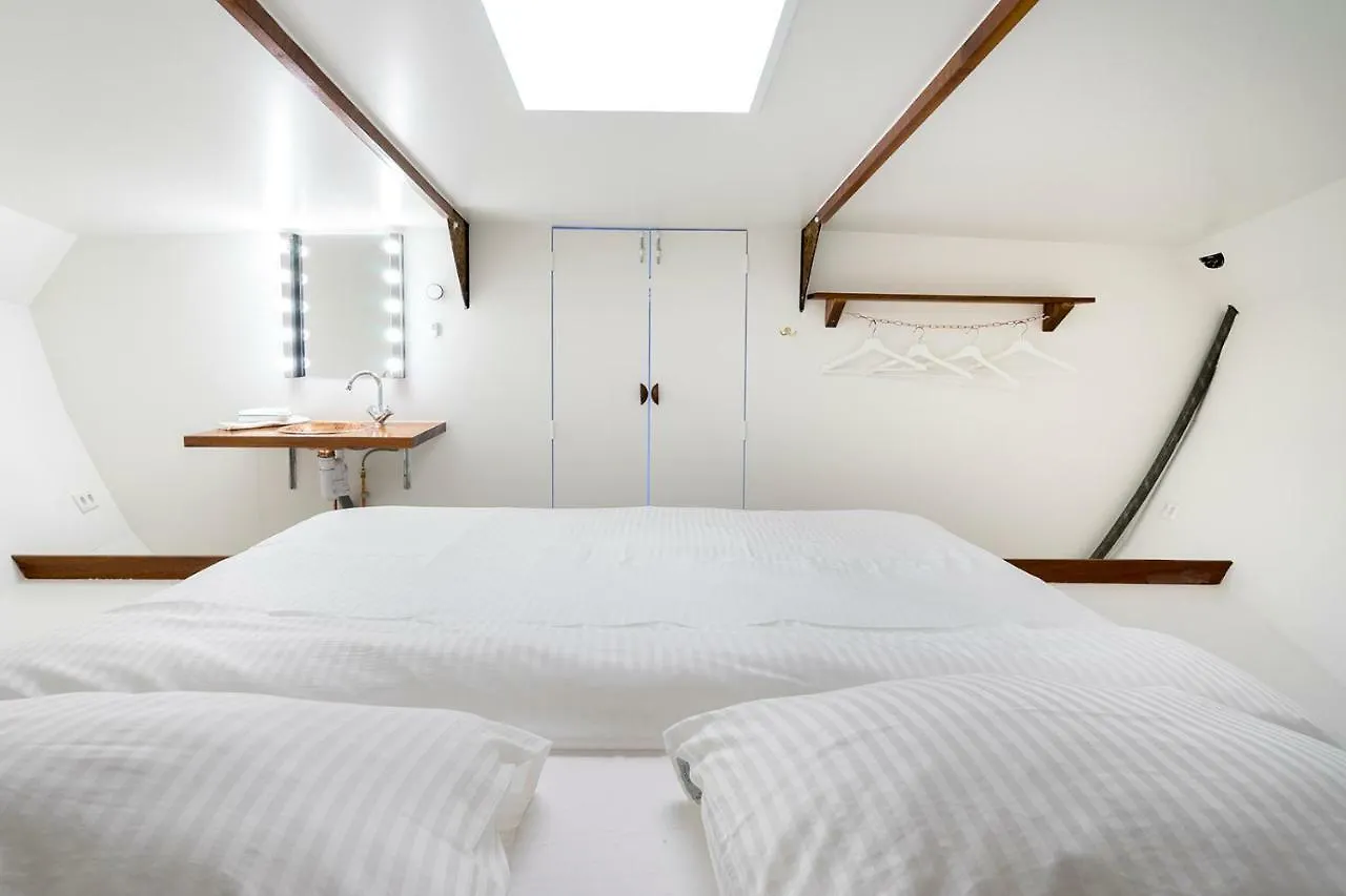 Asile Flottant Hotel Amsterdam